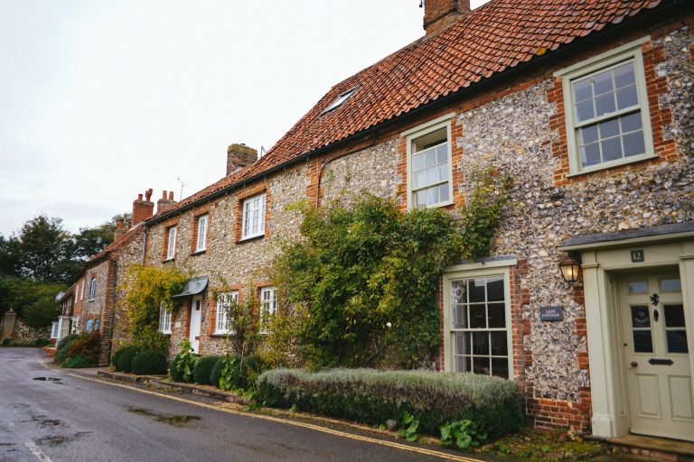 Property Tax Basics in the UK: Stamp Duty & Capital Gains