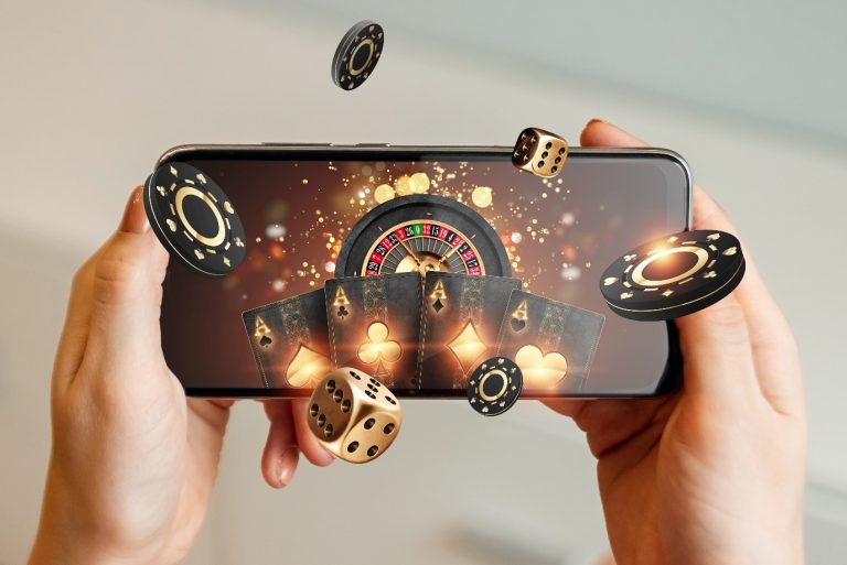What are the different types of online casino games?