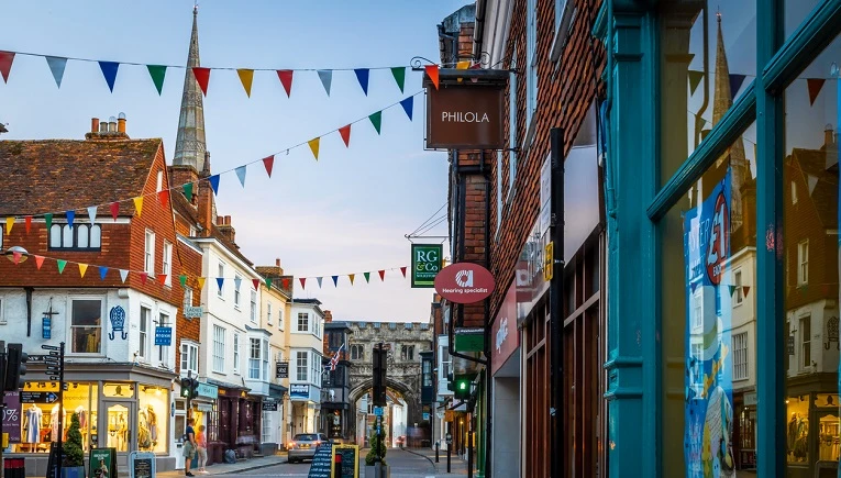 How Independent Retailers Survive in Manchester How Independent Retailers Survive in Manchester