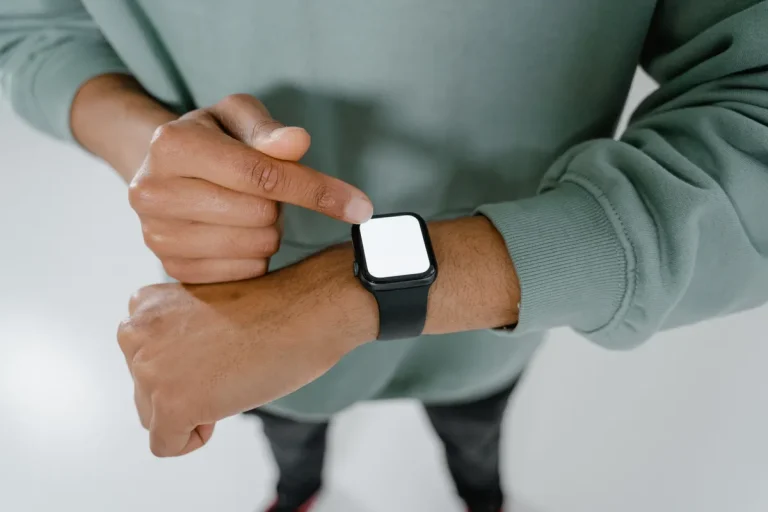 Best Smartwatch Gifts 2026: Which Watch Actually Suits Your Recipient? best smartwatch gifts 2026