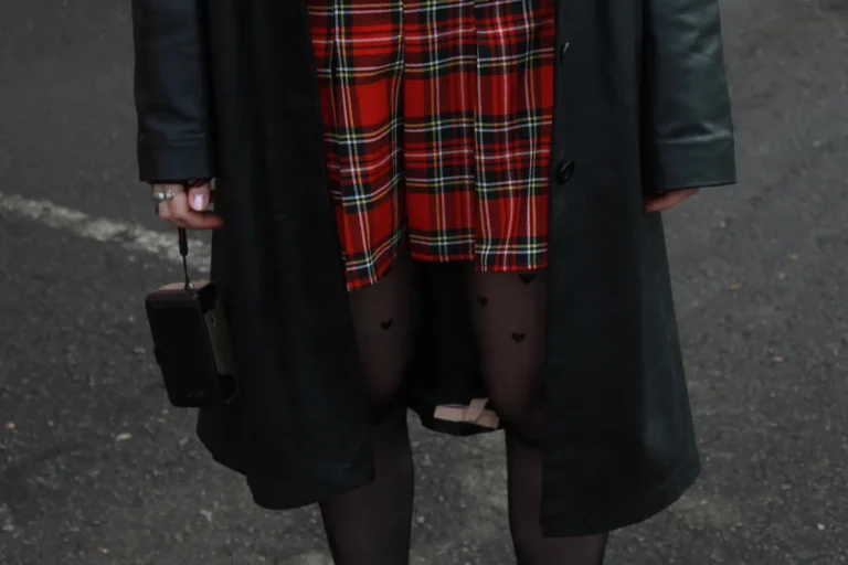 Taylor Swift SNL Plaid Dress: Simkhai and Burberry for a Surprise Appearance Taylor Swift SNL plaid dress